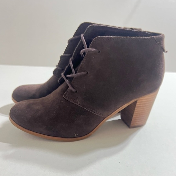 TOMS Lunata Lace Up Bootie in Chocolate Brown Suede - Picture 3 of 9